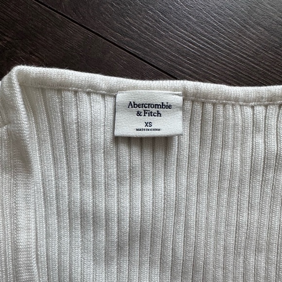 NWOT Cream A&F Ribbed Bodysuit - Picture 3 of 8